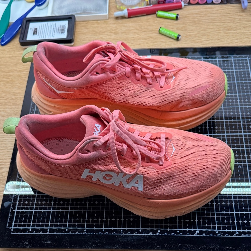 Hoka Bondi 8 Women’s size 9.5